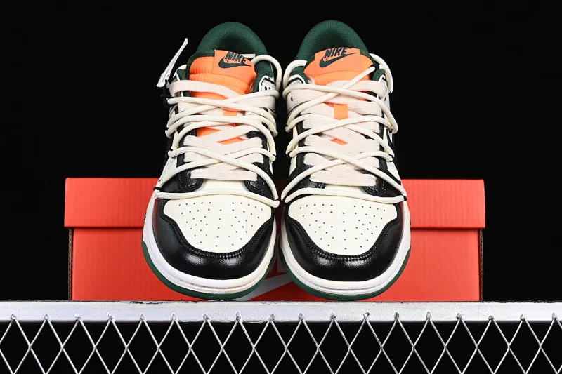 All Categories Nk SB Dunk Series Nk SB Dunk Low Low-top sneakers Customized large box Nk Dunk Low "Miami Hurricanes" Space Exploration Star Trek Customized version of deconstructed straps Retro distressed low-top sneakers DD1391-300